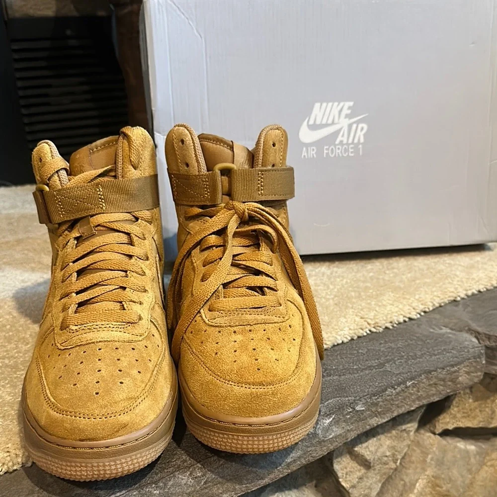 Nike Air Force 1 High Tops in Mustard Suede (Size 6.5Y) - Picture 16 of 17